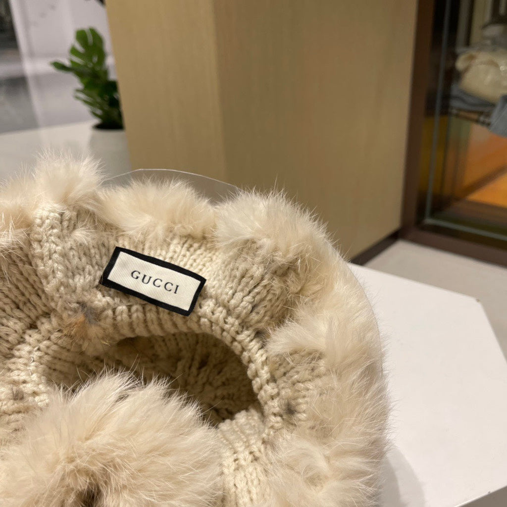 GUCCI BUCKET HAT IN BROWN MIX WHITE FLEECE 412797