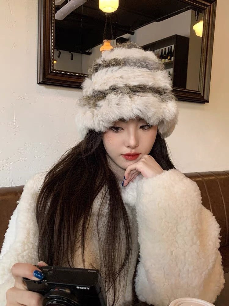 GUCCI BUCKET HAT IN BROWN MIX WHITE FLEECE 412797