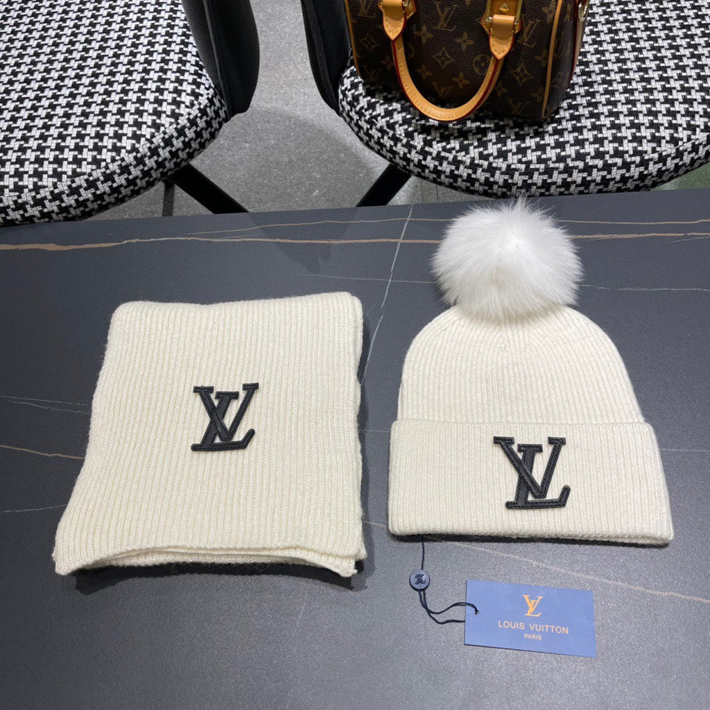 LOUIS VUITTON SET SCARF AND HAT IN BEIGE WOOL AND FOX FUR 414798