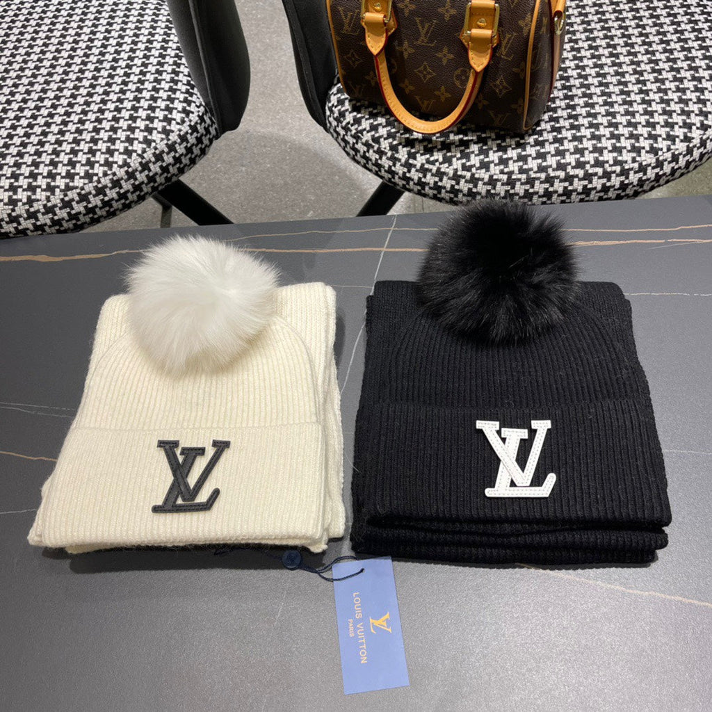 LOUIS VUITTON SET SCARF AND HAT IN BEIGE WOOL AND FOX FUR 414798