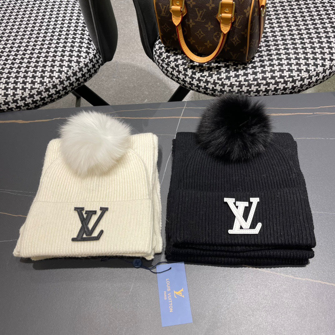 LOUIS VUITTON SET SCARF AND HAT IN BEIGE WOOL AND FOX FUR 414798