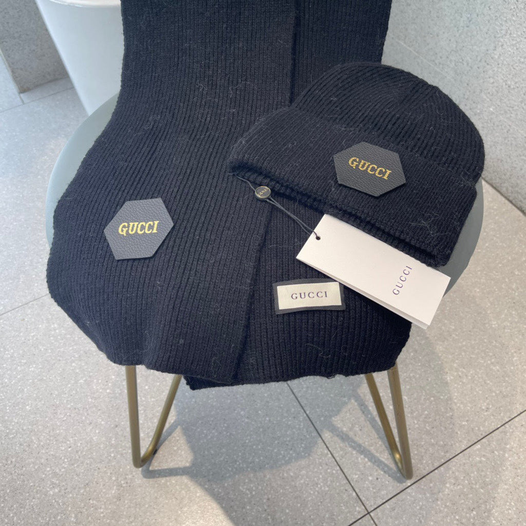 GUCCI SET SCARF AND HAT IN BLACK WOOL 414805