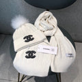 CHANEL SET SCARF AND HAT IN WHITE WOOL 420820