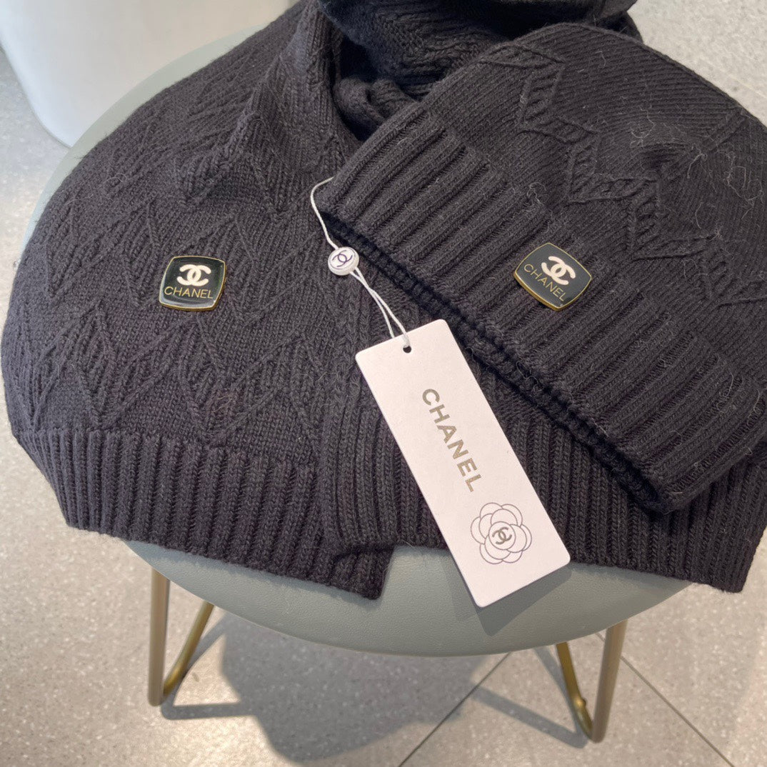CHANEL WOOL KNIT HAT AND SCARF SET BLACK 420828