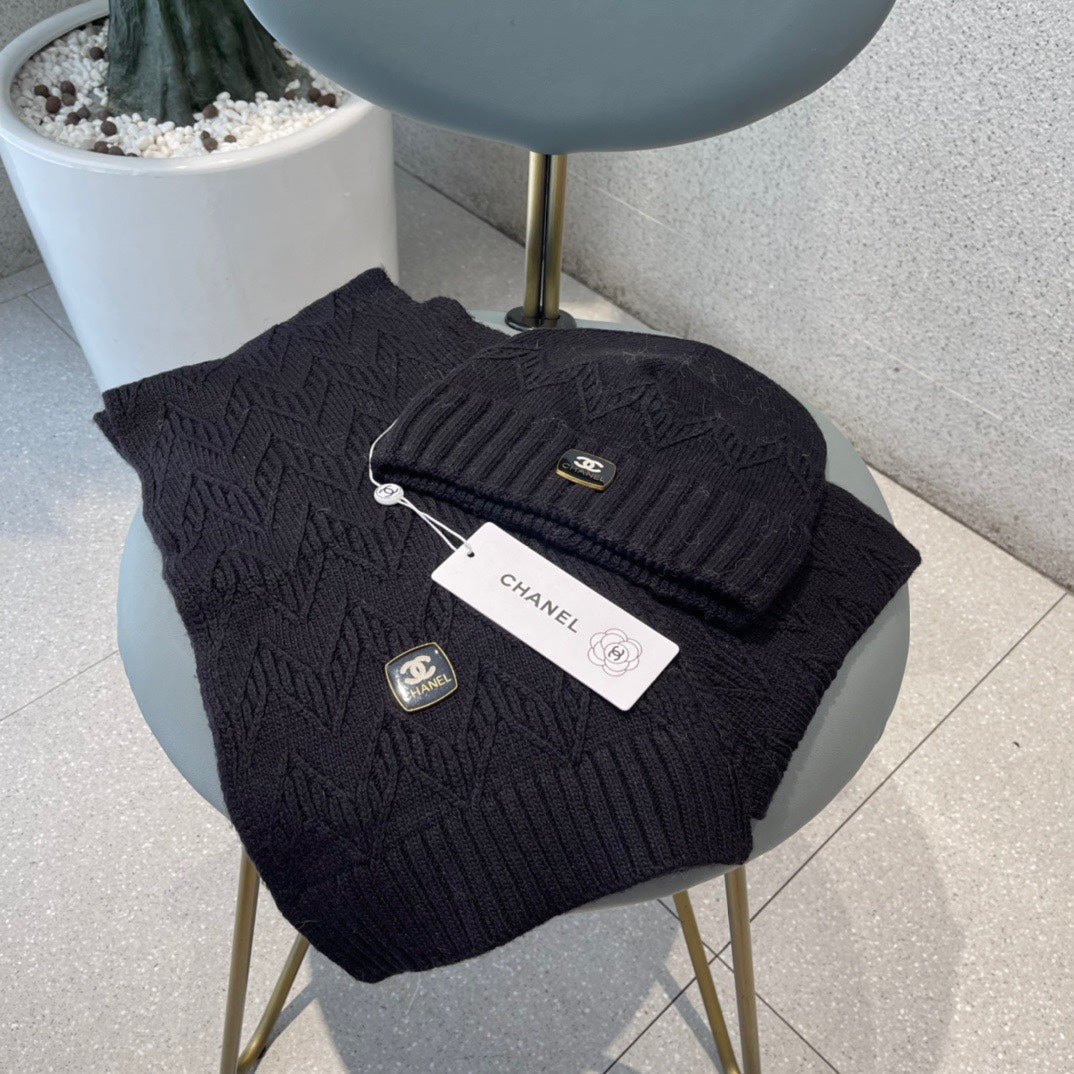 CHANEL WOOL KNIT HAT AND SCARF SET BLACK 420828