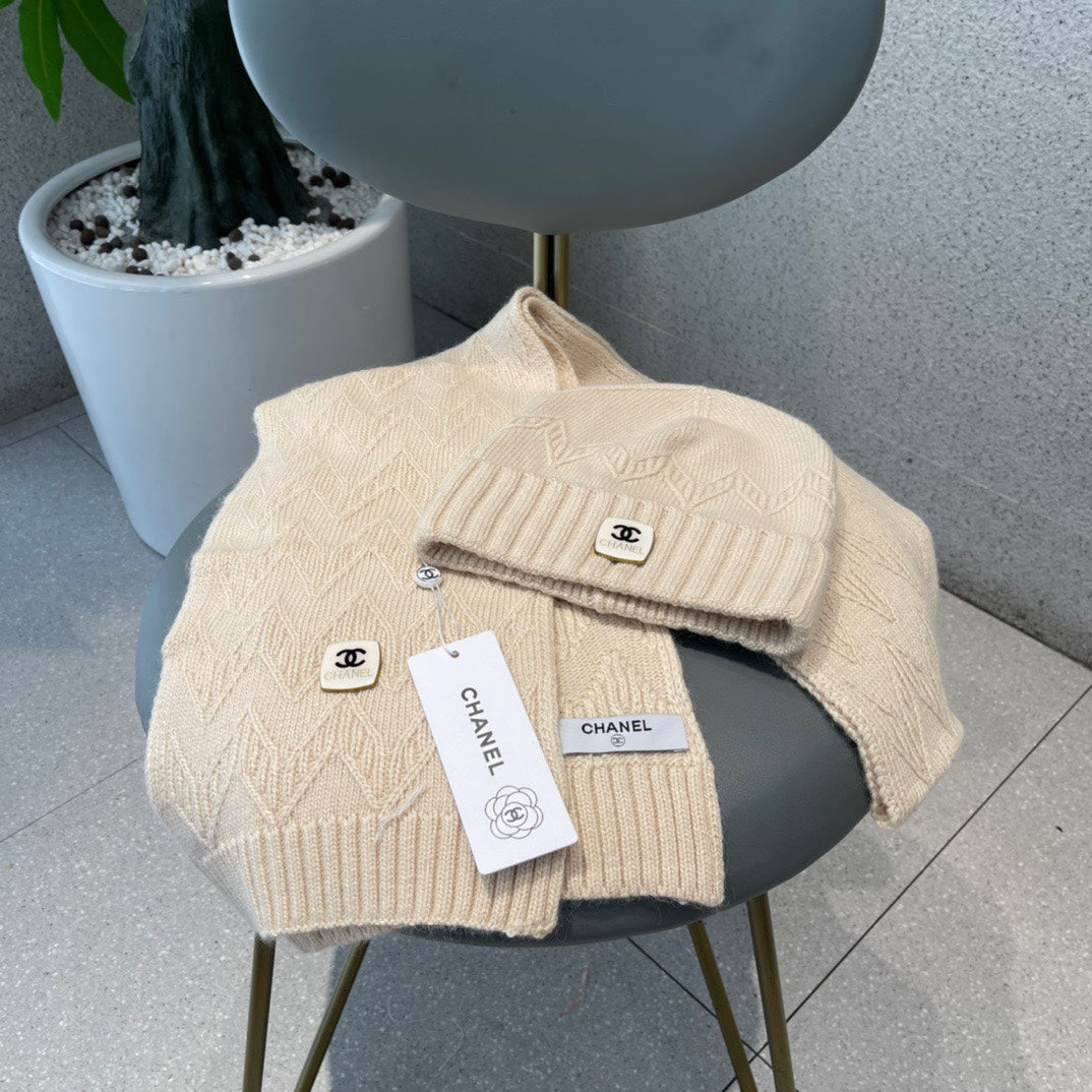 CHANEL WOOL KNIT HAT AND SCARF SET CAMEL BEIGE 420829