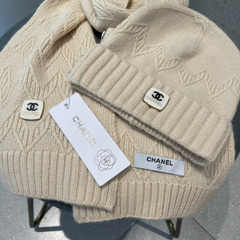 CHANEL WOOL KNIT HAT AND SCARF SET CAMEL BEIGE 420829