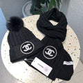 CHANEL SET BEANIE HAT AND SCARF IN BLACK WOOL 424024