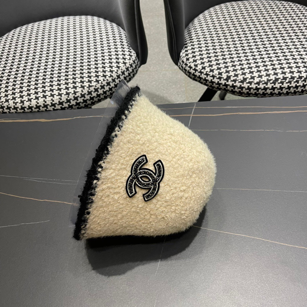 CHANEL BUCKET HAT IN CREAM BEIGE LAMBSWOOL 426106