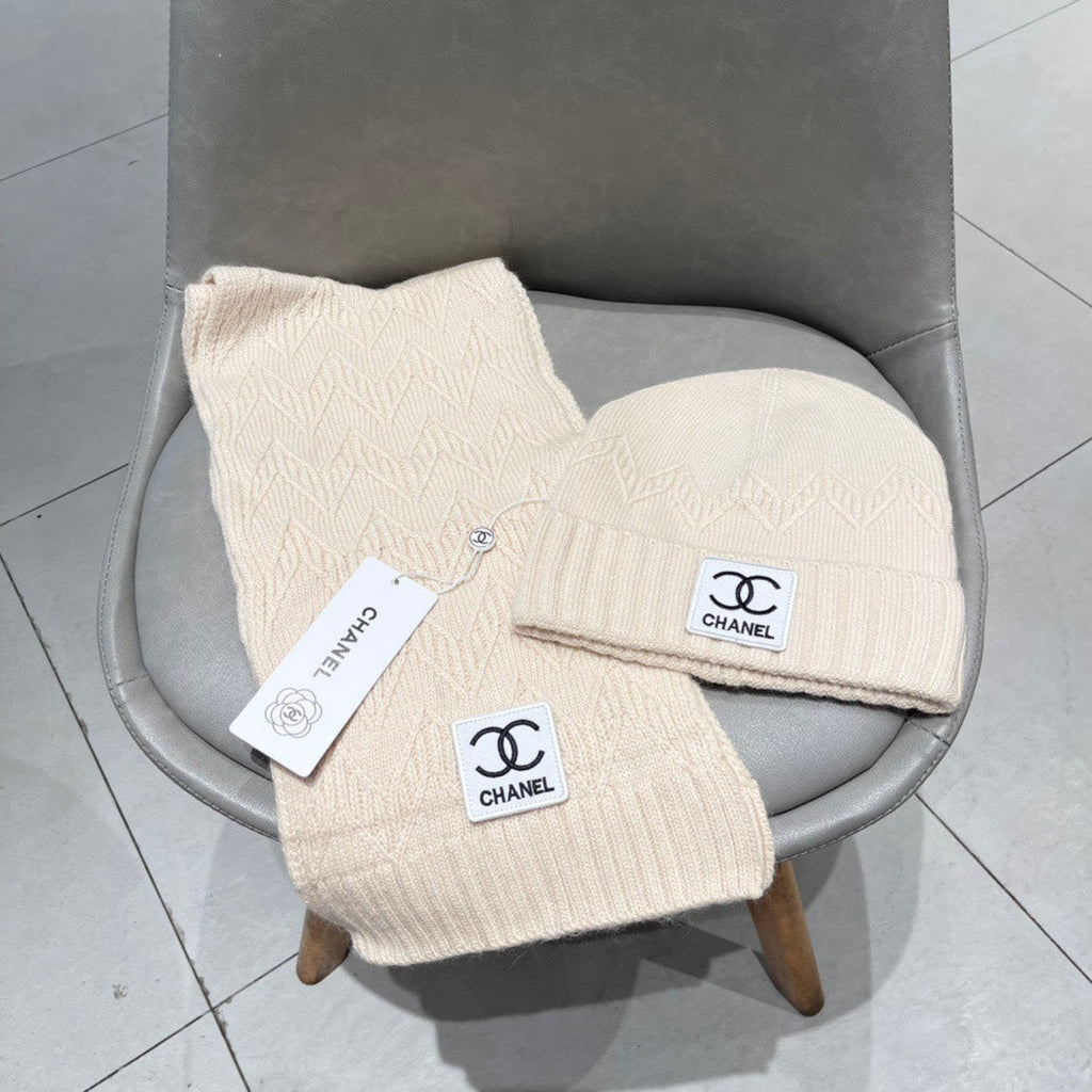 CHANEL SET BEANIE HAT AND SCARF BISQUE BEIGE 427884