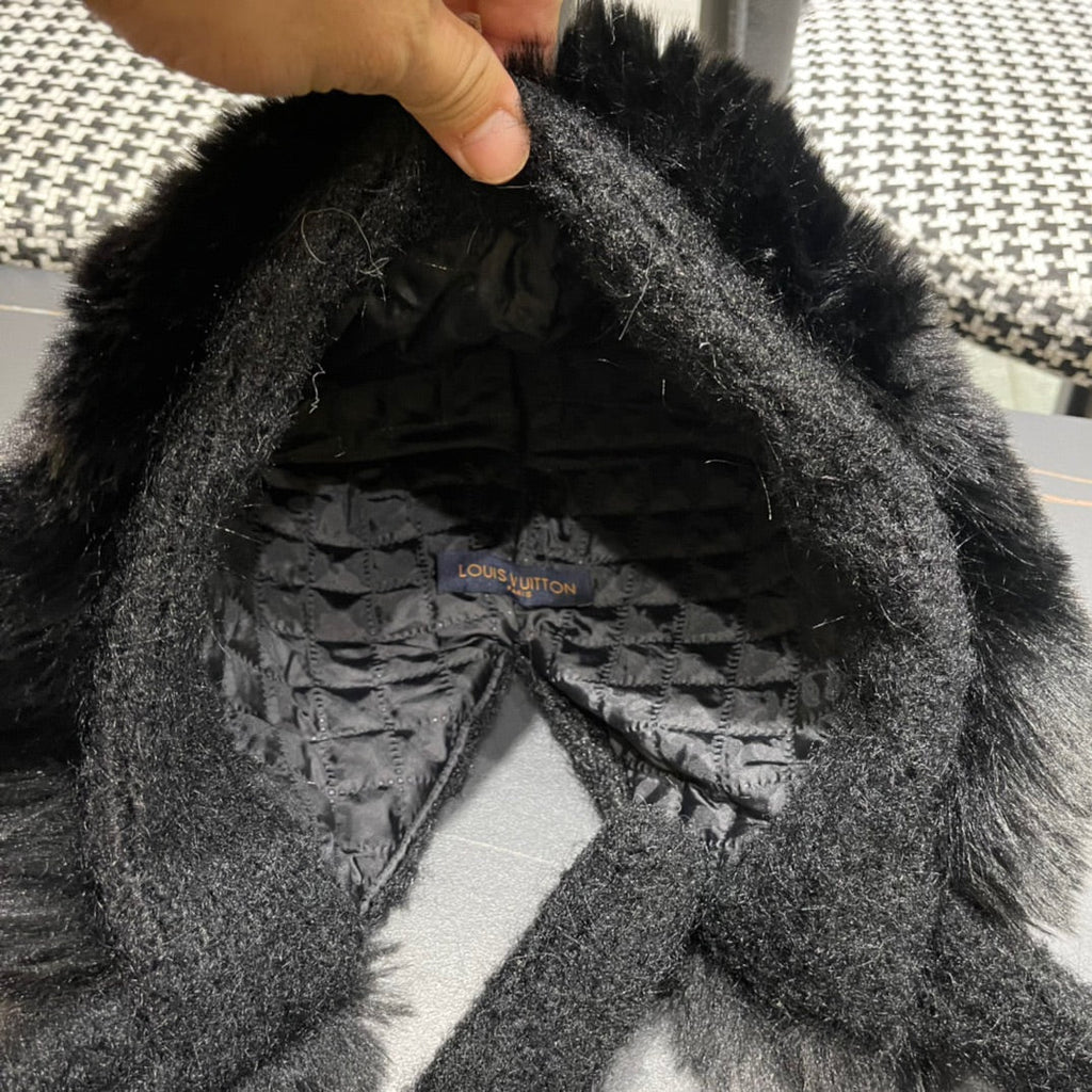 LOUIS VUITTON BEANIE HAT IN BLACK WOOL AND LAMB FUR 427792