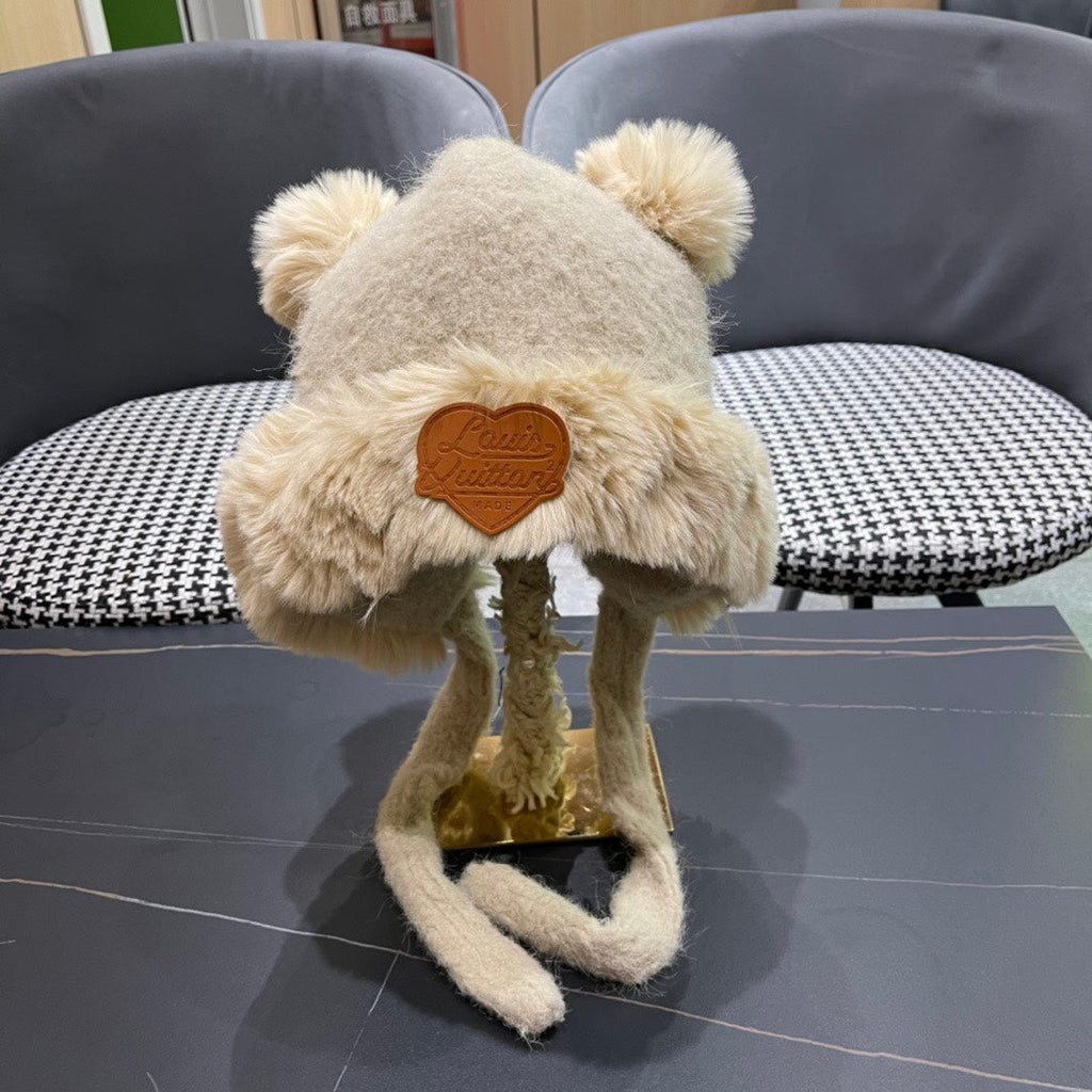 LOUIS VUITTON BEANIE HAT IN CREAM BEIGE WOOL AND LAMB FUR 427793