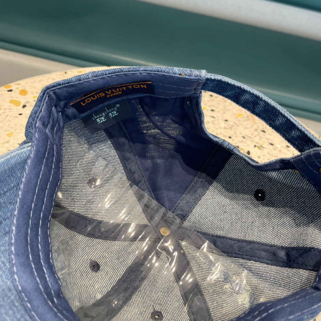 LOUIS VUITTON BASEBALL CAP IN CLASSIC BLUE DENIM 433085