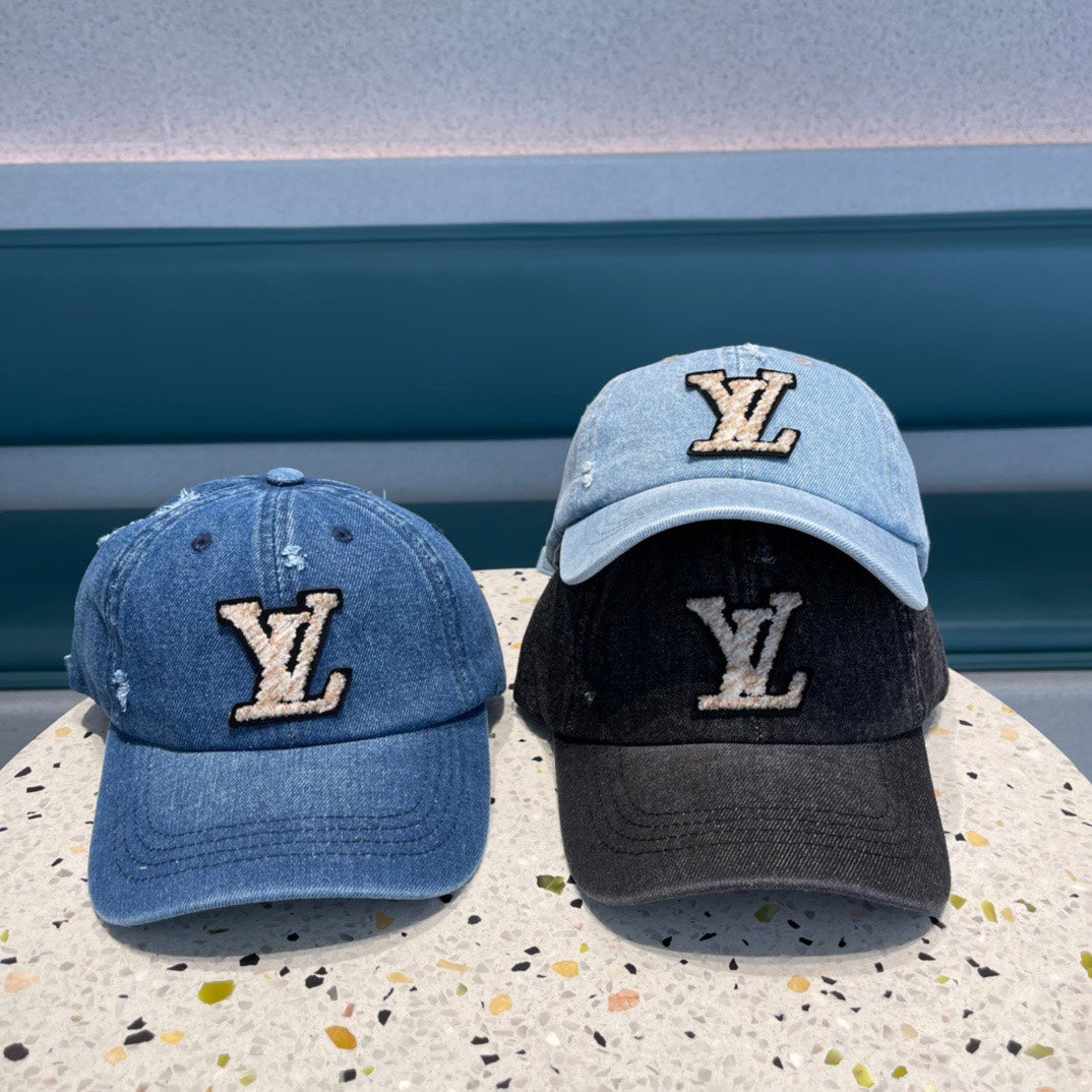 LOUIS VUITTON BASEBALL CAP IN LIGHT BLUE DENIM 433086
