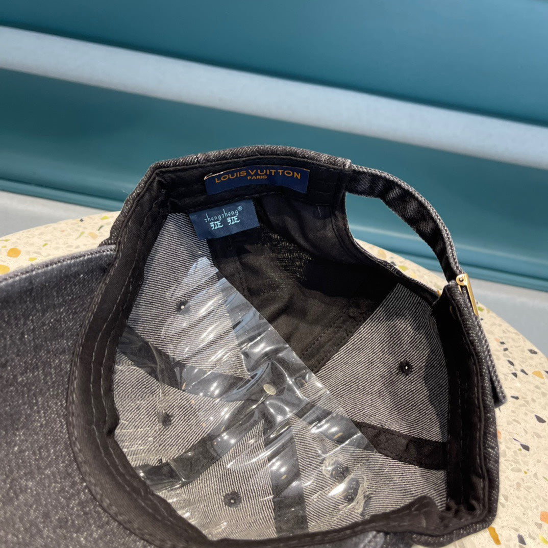 LOUIS VUITTON BASEBALL CAP IN BLACK DENIM 433087