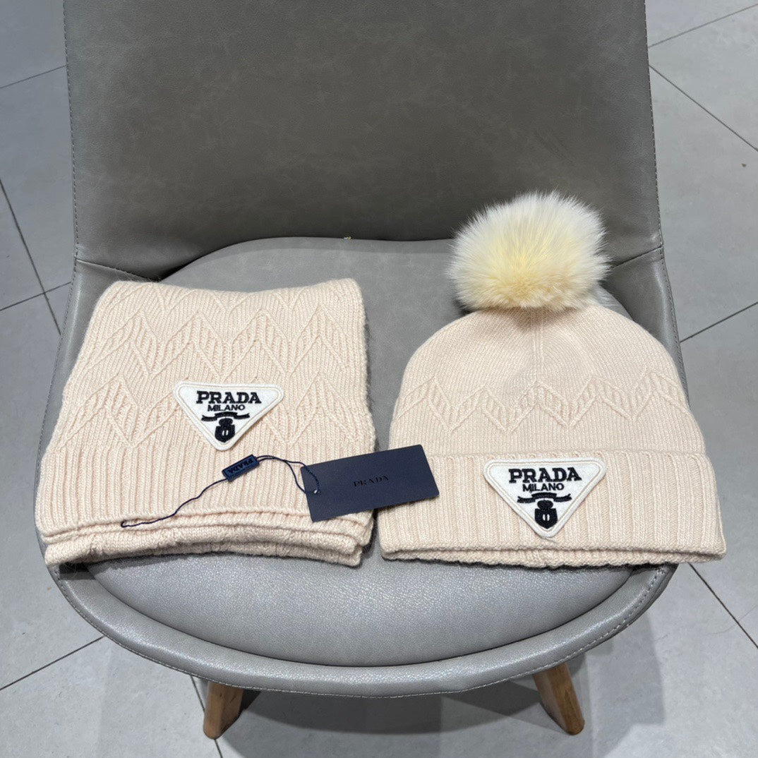PRADA SET SCARF AND HAT IN BISQUE BEIGE CASHMERE AND RABBIT FUR 433245