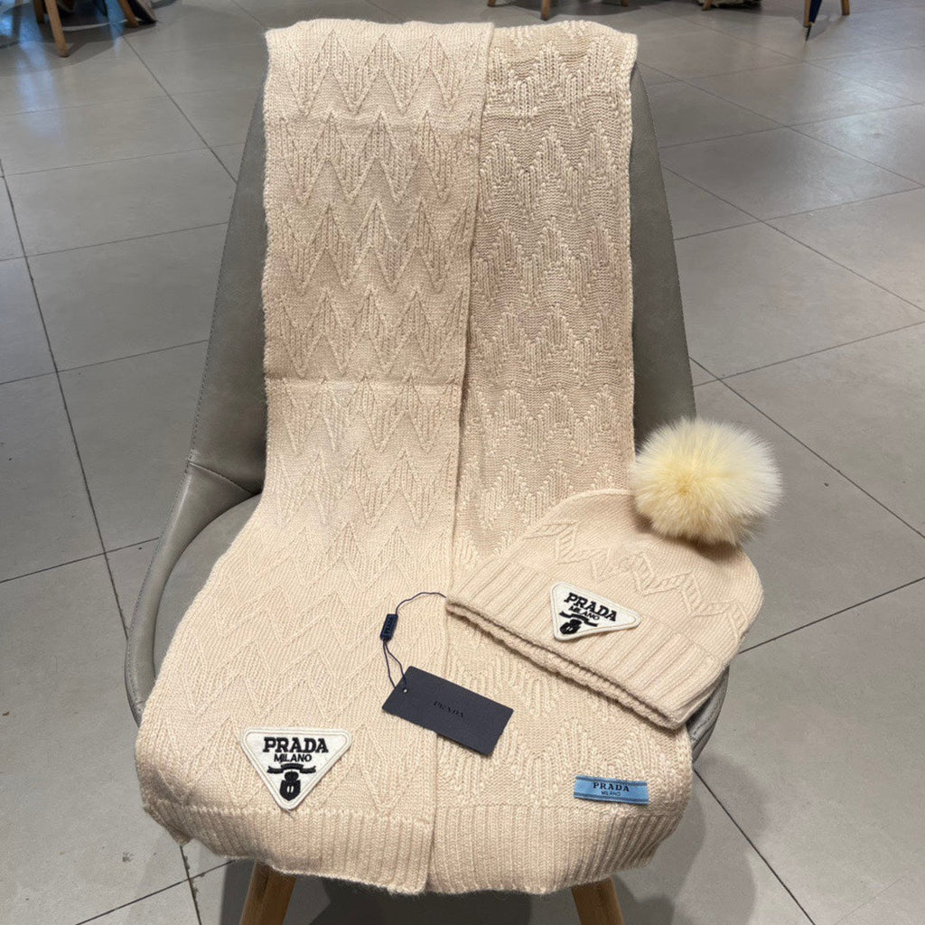 PRADA SET SCARF AND HAT IN BISQUE BEIGE CASHMERE AND RABBIT FUR 433245