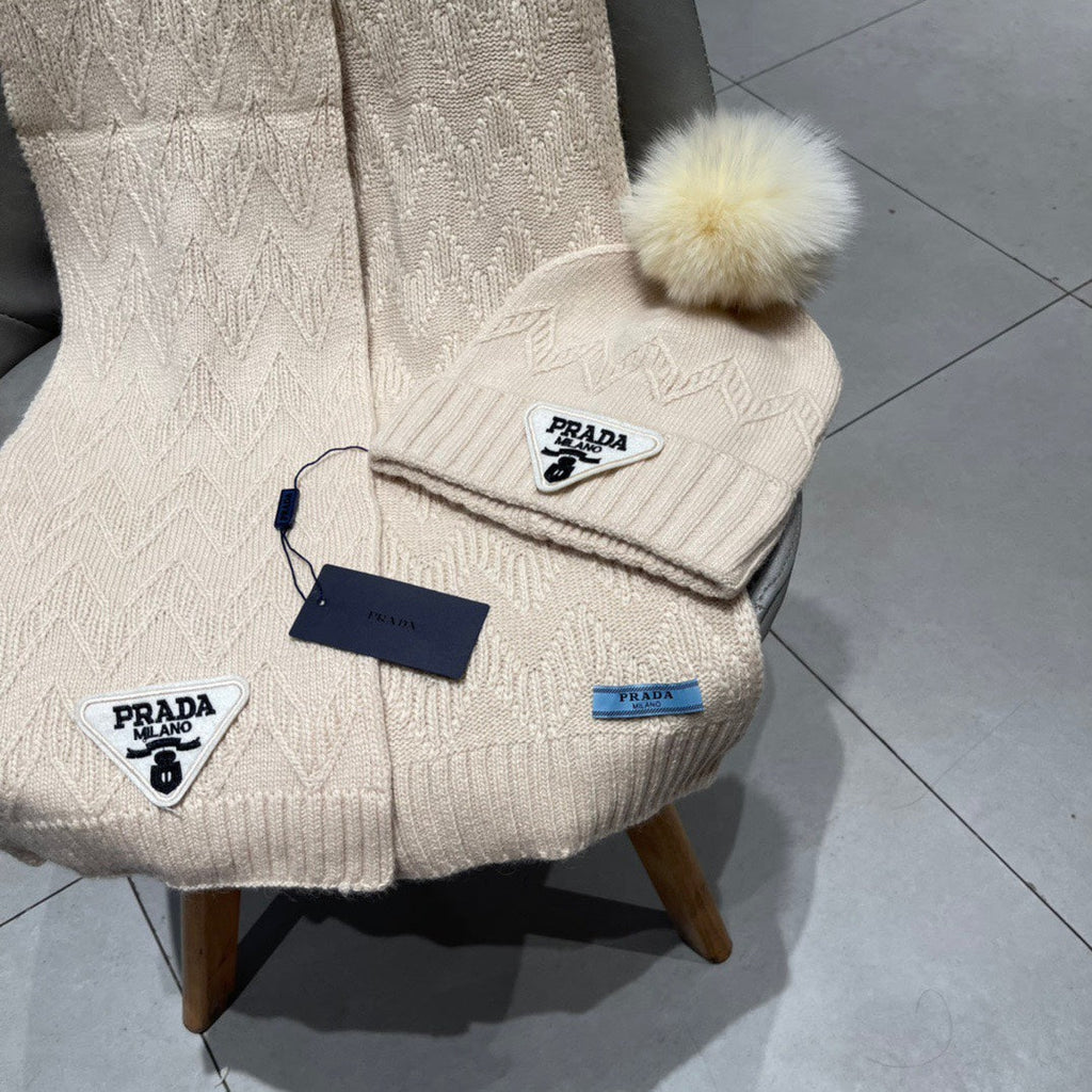 PRADA SET SCARF AND HAT IN BISQUE BEIGE CASHMERE AND RABBIT FUR 433245