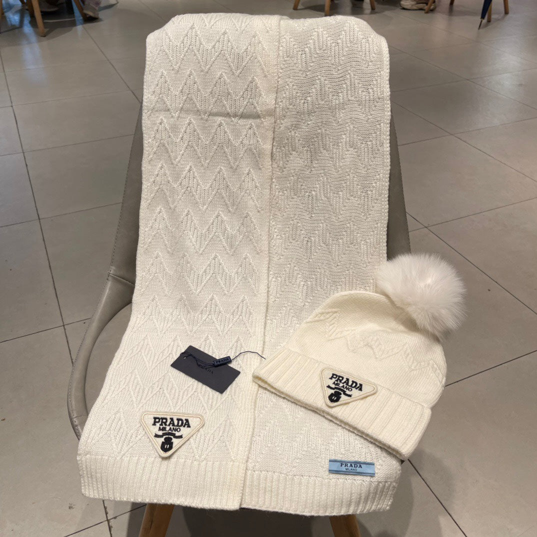 PRADA SET SCARF AND HAT IN WHITE CASHMERE AND RABBIT FUR 433247