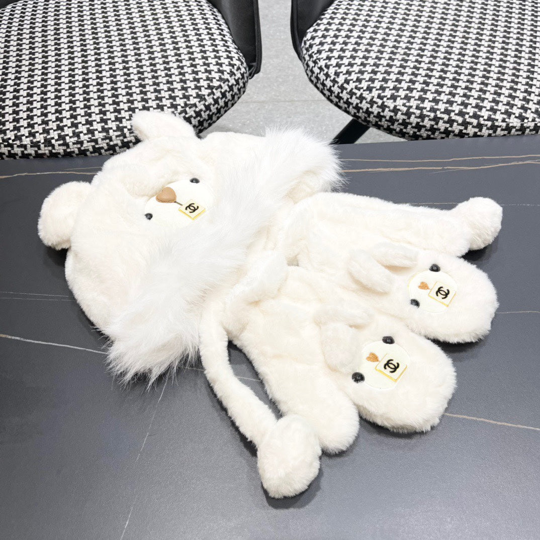 CHANEL THREE-PIECE SET IN WHITE FLEECE AND WOOL 433195