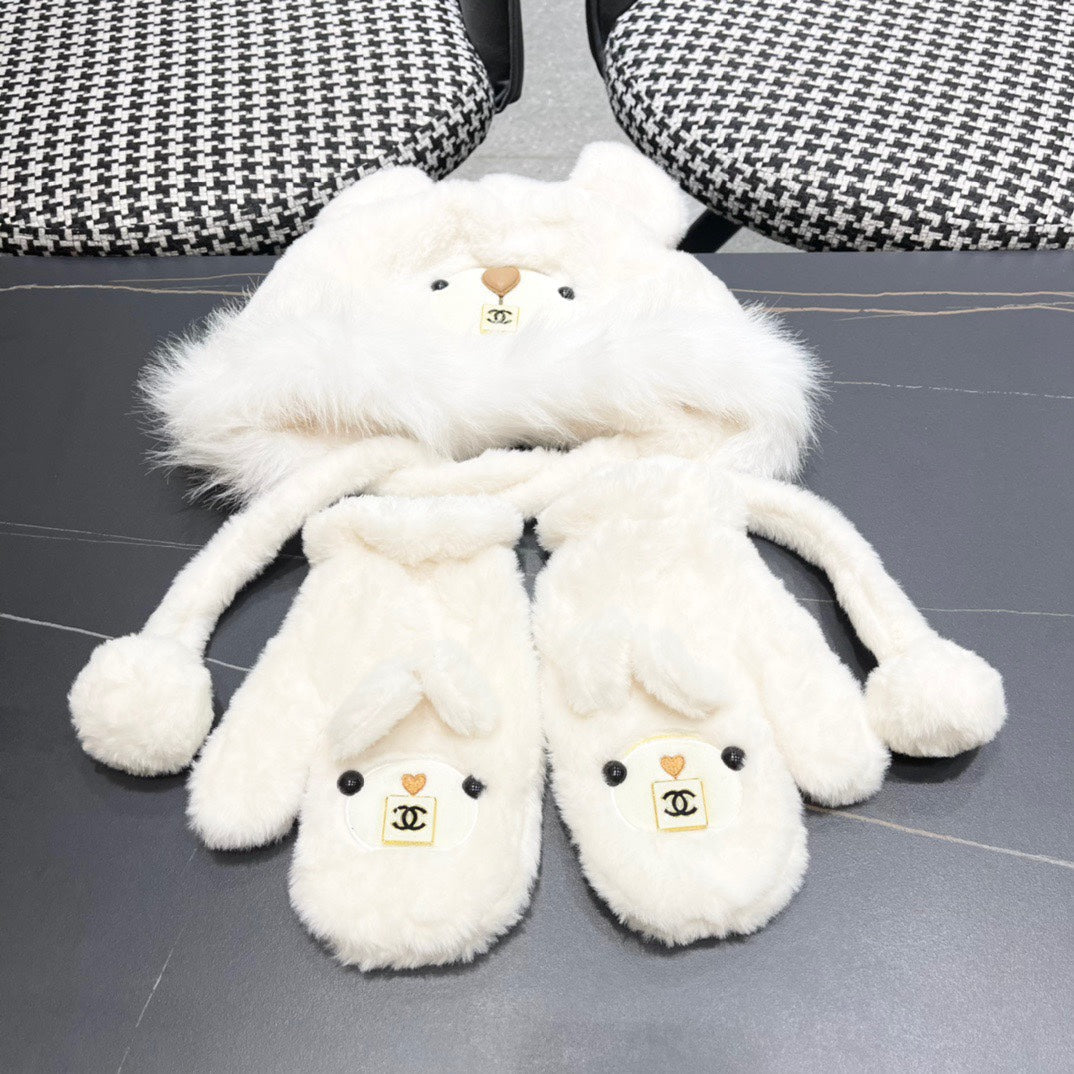 CHANEL THREE-PIECE SET IN WHITE FLEECE AND WOOL 433195