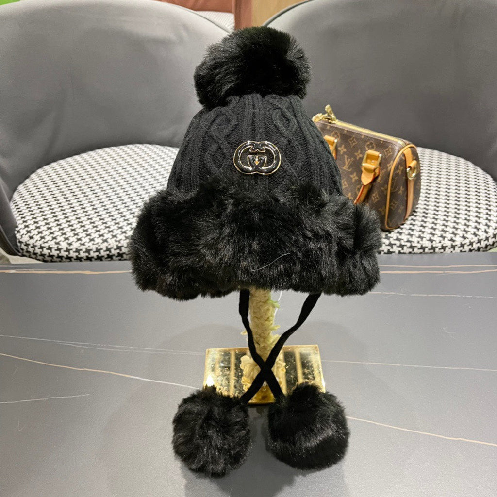 GUCCI DEERSTALKER HAT IN BLACK WOOL AND FLEECE 434696