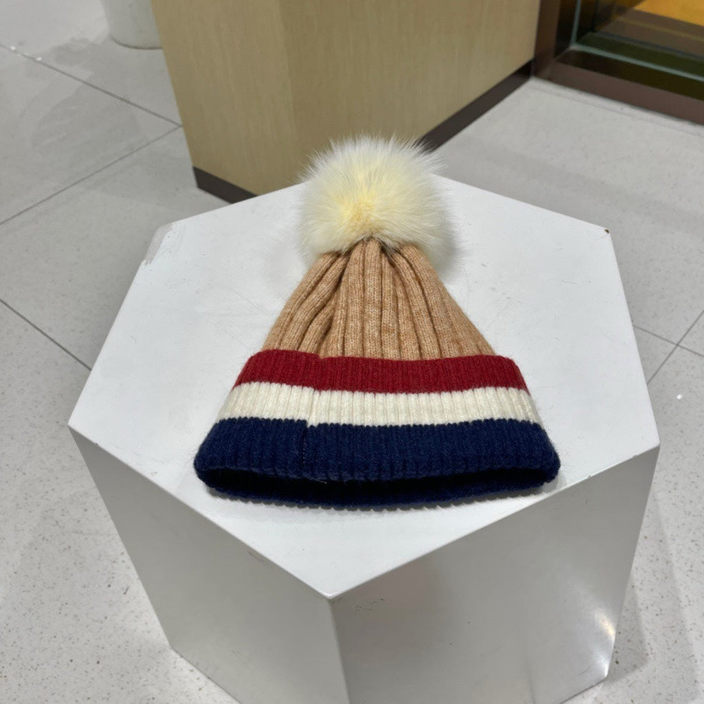 GUCCI BEANIE HAT IN COLORFUL WOOL 434721