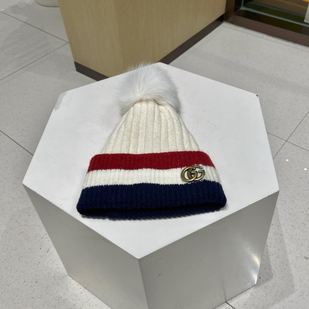 GUCCI BEANIE HAT IN COLORFUL WOOL 434724