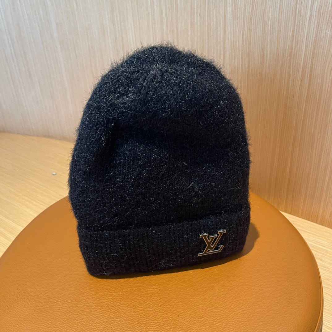 LOUIS VUITTON BEANIE HAT IN BLACK WOOL 803043