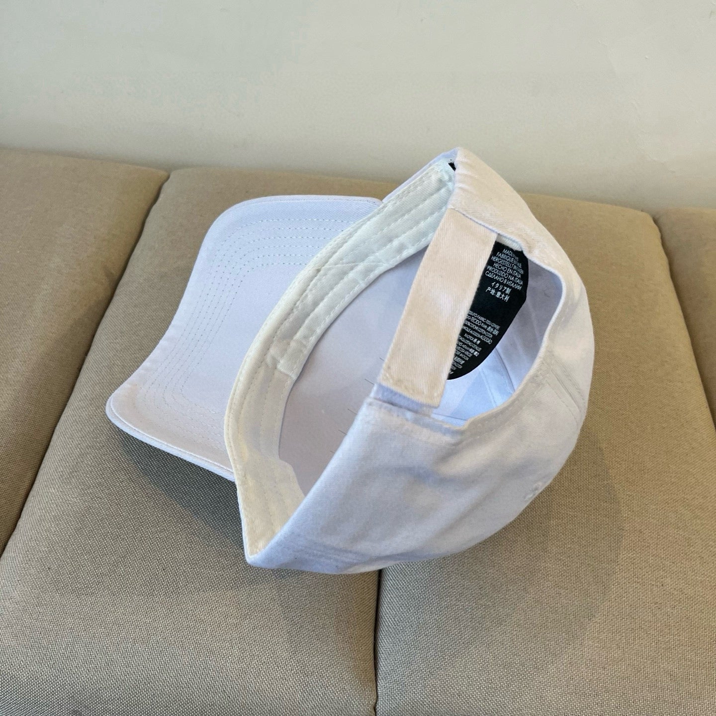 CHANEL BASEBALL HAT IN WHITE COTTON 672896