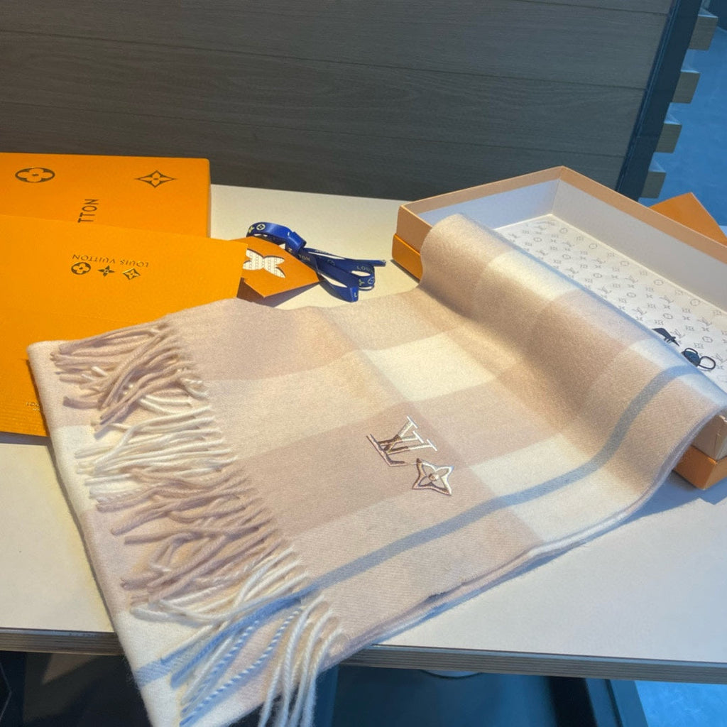 LOUIS VUITTON SCARF 185 CM IN LIGHT PINK CASHMERE 387891