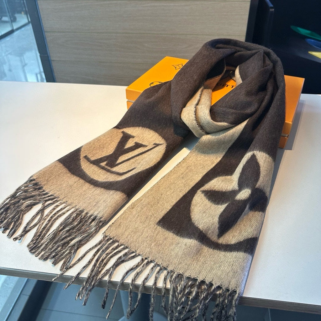 LOUIS VUITTON SCARF 180 CM IN KHAKI BROWN CASHMERE 394489