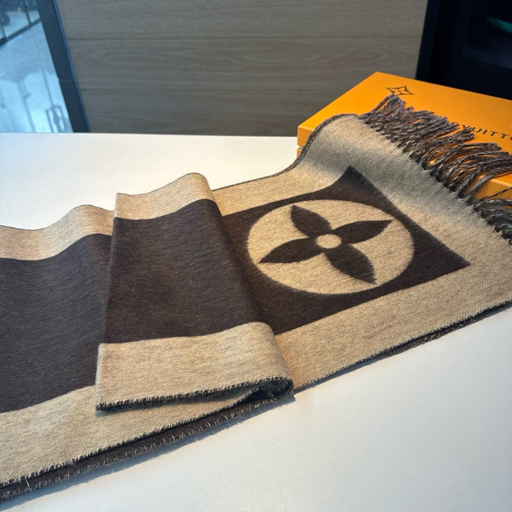 LOUIS VUITTON SCARF 180 CM IN KHAKI BROWN CASHMERE 394489