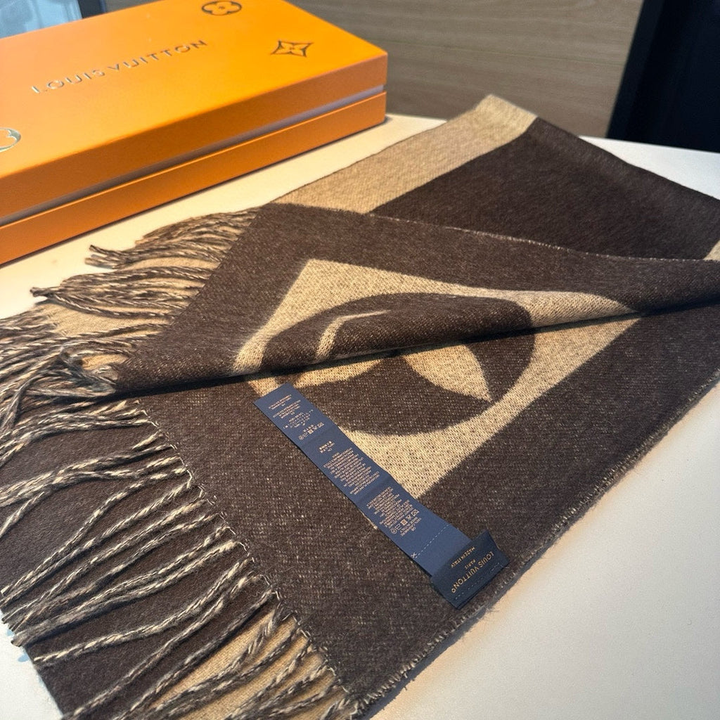 LOUIS VUITTON SCARF 180 CM IN KHAKI BROWN CASHMERE 394489