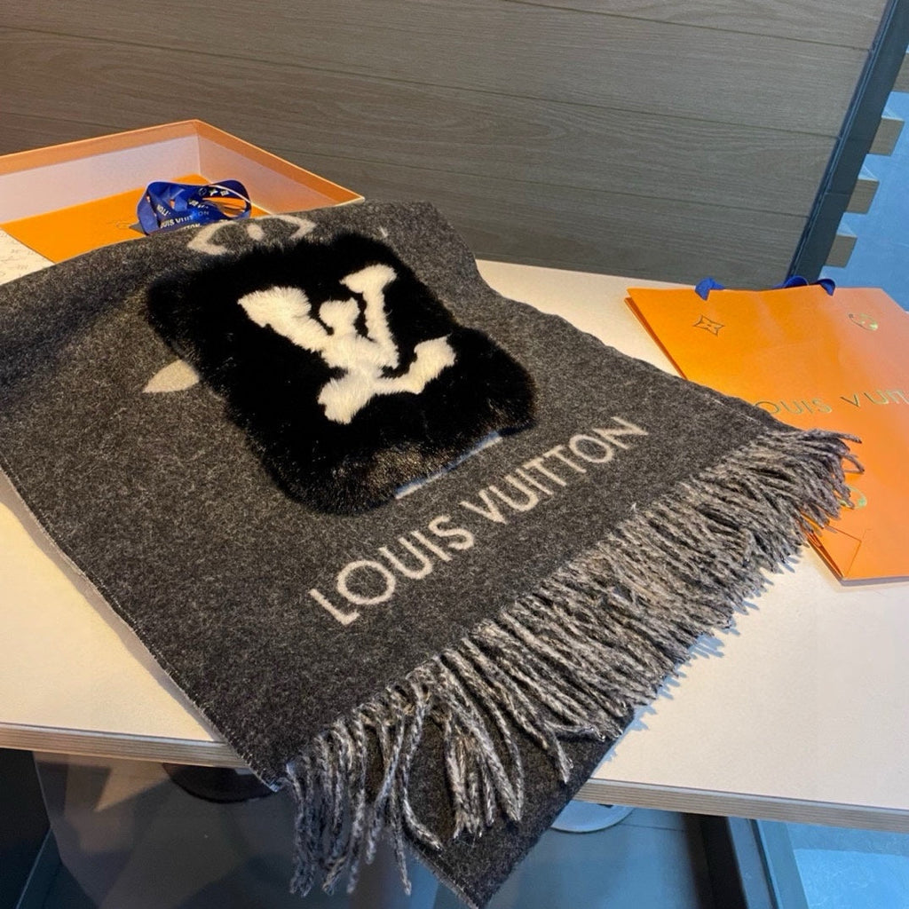 LOUIS VUITTON COLD REYKJAVIK SCARF 190 CM IN BLACK CASHMERE 394492
