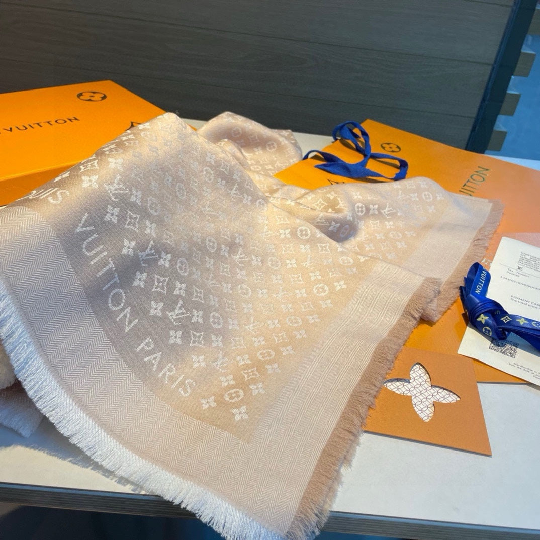 LOUIS VUITTON MONOGRAM SHINE SCARF 120 CM IN METALLIC BEIGE WOOL AND MULBERRY SILK 398197