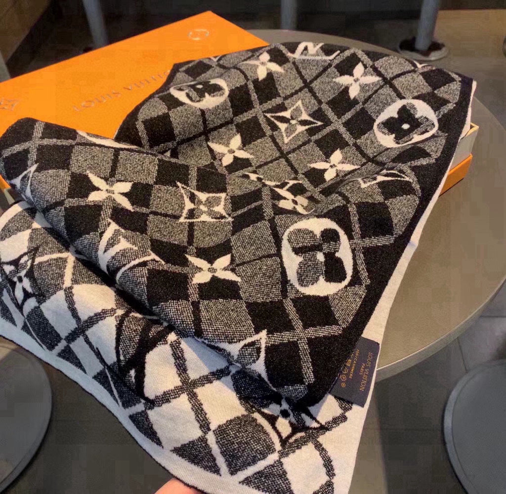 LOUIS VUITTON SCARF 180 CM IN BLACK MIX WHITE CASHMERE 398237