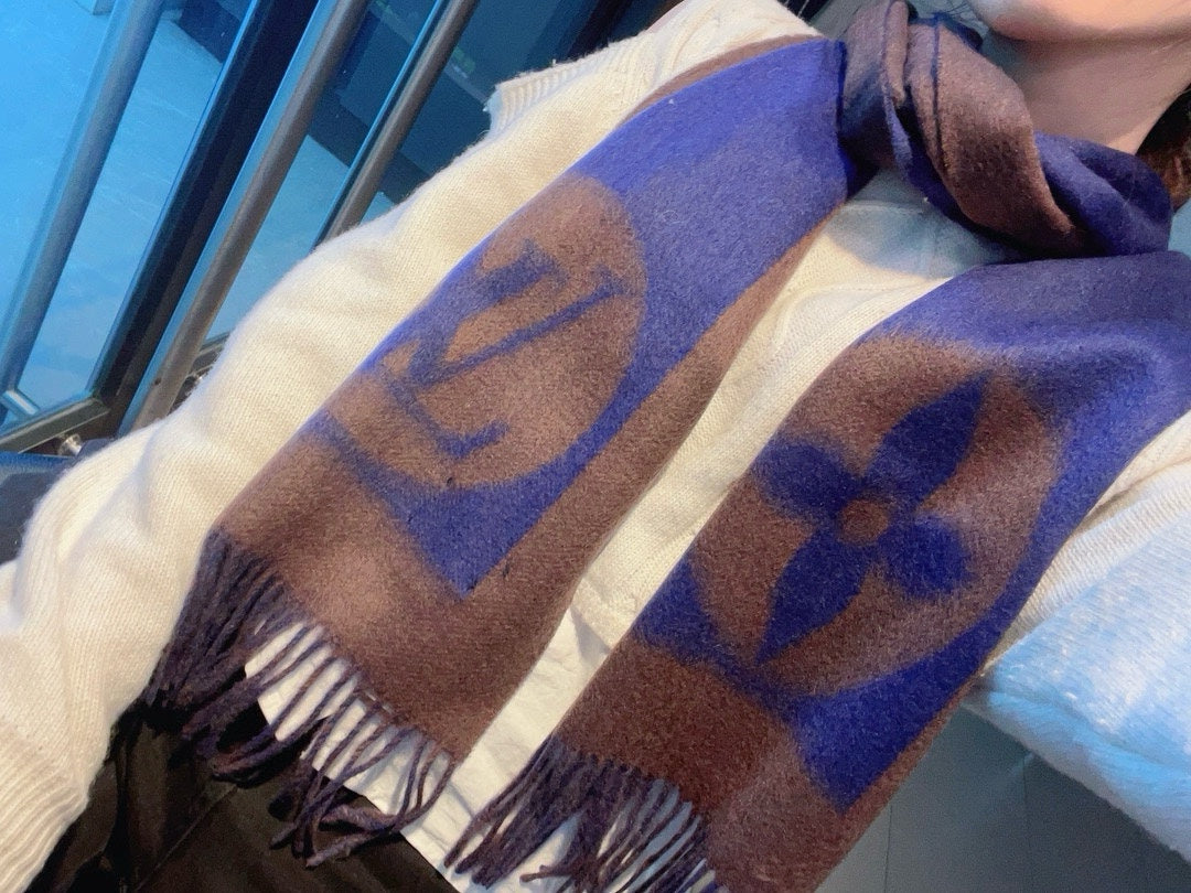 LOUIS VUITTON SCARF 180 CM IN COFFEE BROWN MIX BERRY BLUE CASHMERE 398245