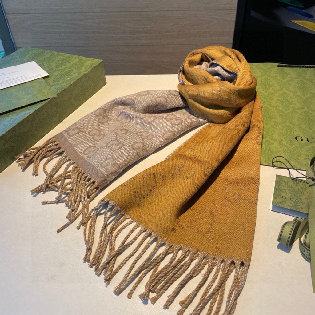 GUCCI SCARF IN PEANUT BROWN AND KHAKI BROWN WOOL 405142