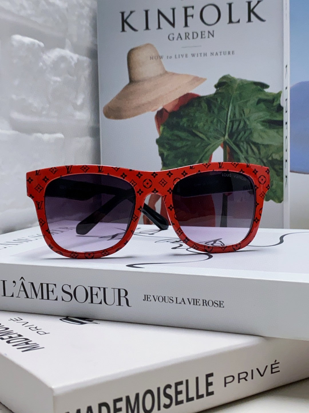 LOUIS VUITTON MONOGRAM SUNGLASS 581385 IN RED ACETATE FRAME