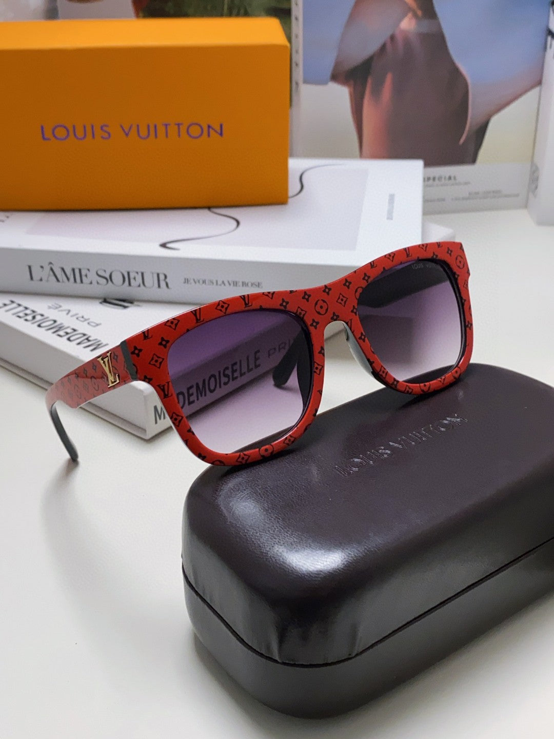 LOUIS VUITTON MONOGRAM SUNGLASS 581385 IN RED ACETATE FRAME