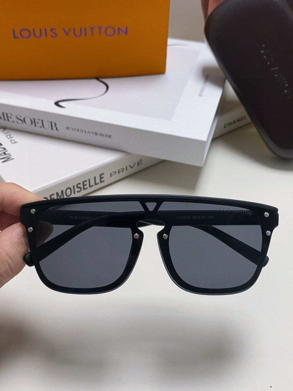 LOUIS VUITTON WAIMEA SUNGLASSES 581360 IN BLACK ACETATE