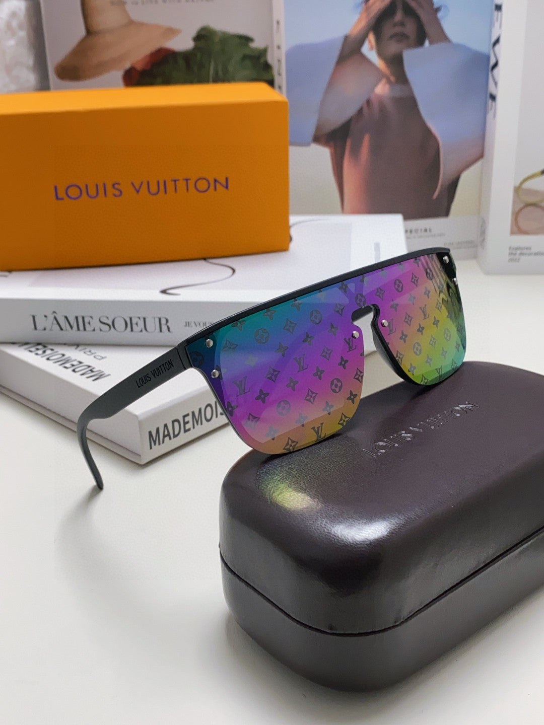 LOUIS VUITTON WAIMEA SUNGLASSES 581361 IN MULTICOLOR ACETATE MONOGRAM ON LENS