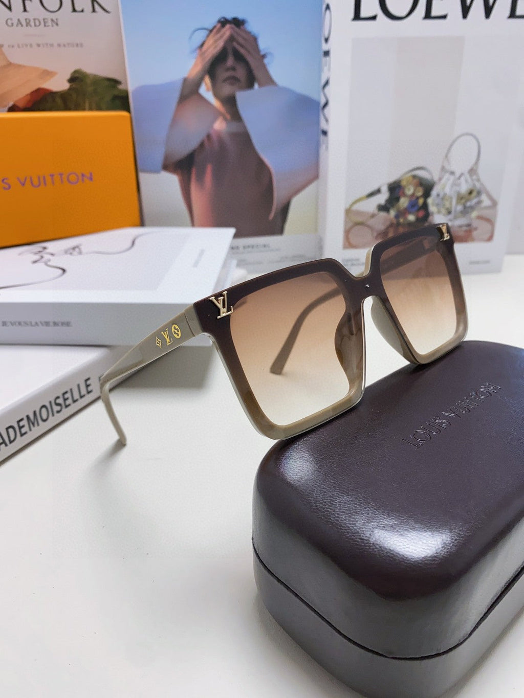LOUIS VUITTON SQUARE SUNGLASS 581368 IN BEIGE ACETATE