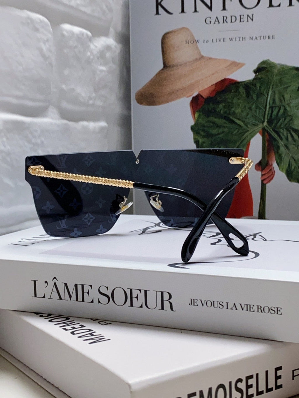 LOUIS VUITTON SQUARE SUNGLASS 581371 IN GOLD METAL MONOGRAM ON LENS