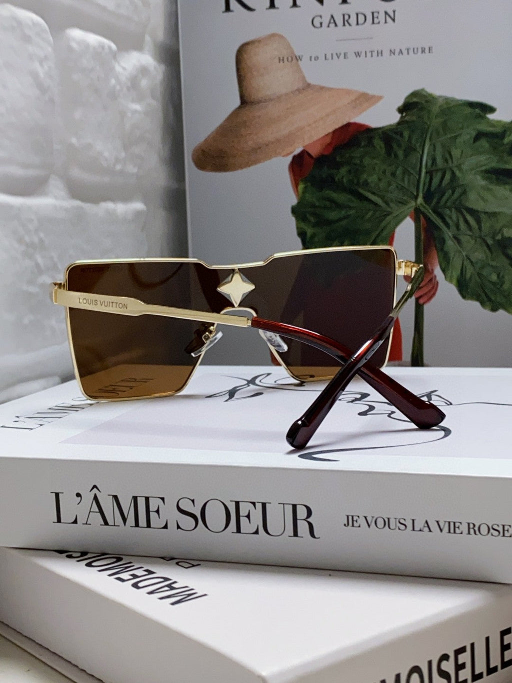 LOUIS VUITTON CYCLONE SUNGLASS 581374 IN GOLD METAL BRWON LENSES