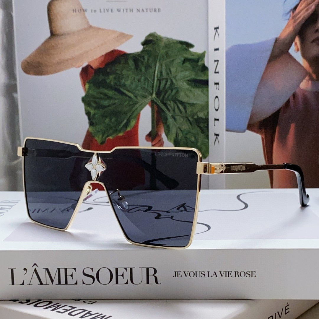 LOUIS VUITTON CYCLONE SUNGLASS Z1700U IN GOLD METAL BLACK LENSES