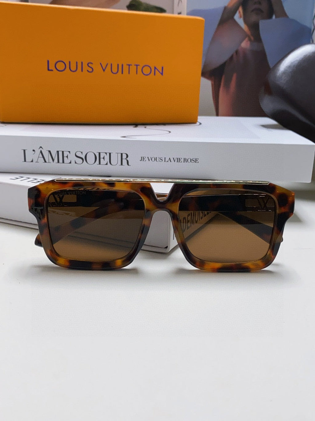 LOUIS VUITTON MASCOT PILOT SQUARE SUNGLASS 581376 IN HAVANA ACETATE GOLD METAL