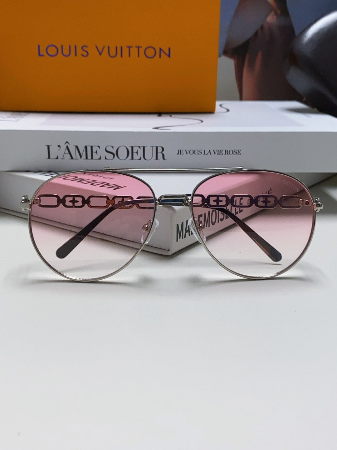 LOUIS VUITTON CHAIN PILOT SUNGLASS 581380 IN SILVER METAL PINK SMOKE LENSES