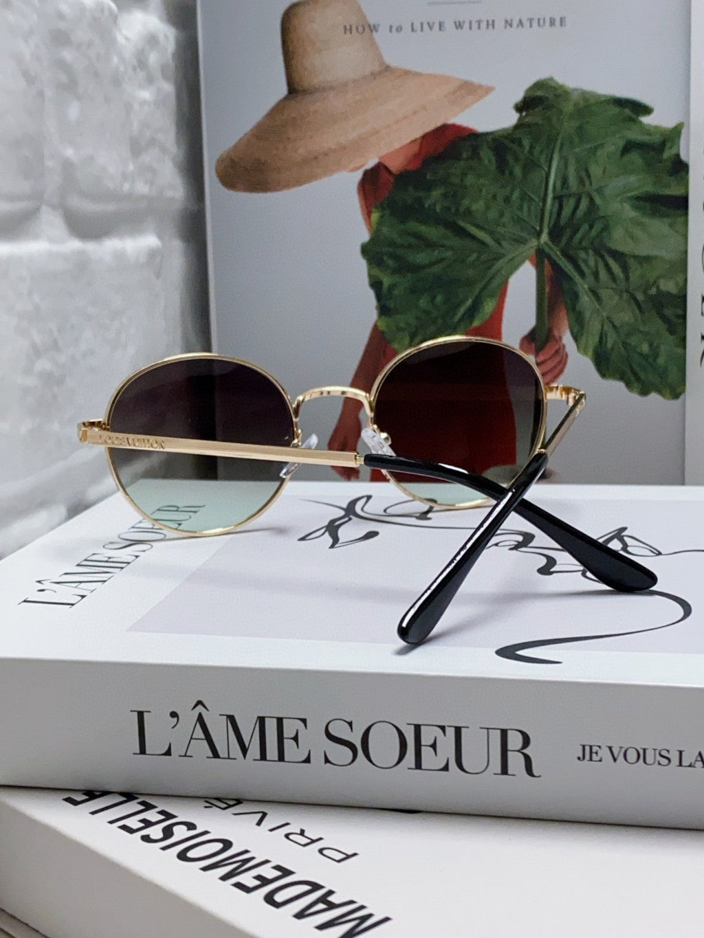 LOUIS VUITTON SIGNATURE ROUND SUNGLASS 581381 IN GOLD METAL GREY SMOKE LENSES